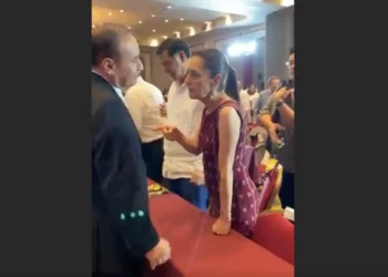 “No me voy a meter, es normal”: AMLO minimiza video de Sheinbaum reclamando a Durazo