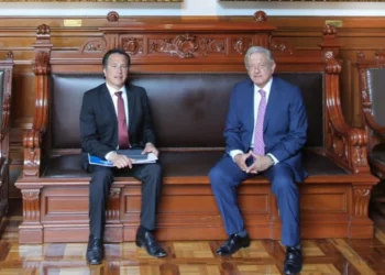 Respalda AMLO a gobernador Cuitláhuac García tras detención de jueza en Veracruz