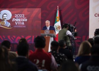 Posible, que aspirantes presidenciales presenten renuncias en próximos días: López Obrador