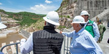 Supervisa AMLO obras de presa El Zapotillo