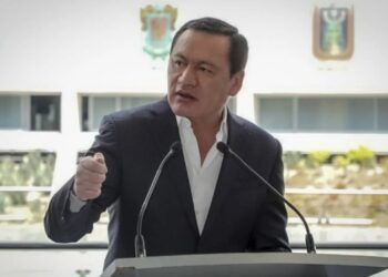 Los senadores Osorio Chong, Ruiz Massieu, Eruviel Ávila y Nuvia Mayorga renuncian al PRI