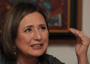 López Obrador revela supuestos contratos de Xóchitl Gálvez por mil 400 mdp