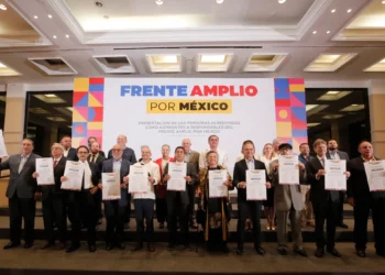 Frente Amplio por México presenta a los 13 aspirantes que competirán en proceso interno rumbo a 2024