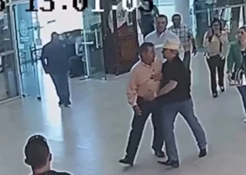 Diputados de Tamaulipas agreden al periodista José Inés Figueroa