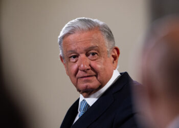 “Ya me di por notificado”: López Obrador a INE sobre medidas cautelares