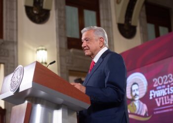 Nadie va a ser reprimido o censurado, está garantizada libertad de expresión: López Obrador