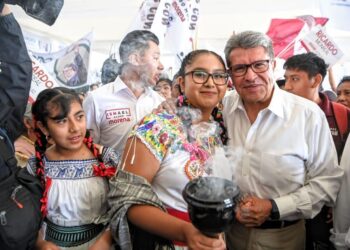 Plantea Ricardo Monreal Secretaría de las Mujeres Mexicanas