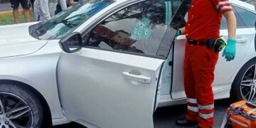 Matan a conductor en carriles centrales de Viaducto, CDMX; le roban 10 mil dólares