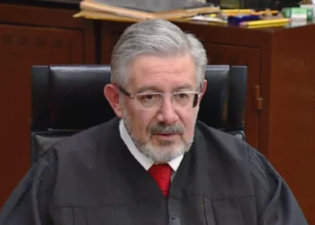 Ministro Luis María Aguilar “tiene pensamiento retrógrada” y “no es un buen juez”: AMLO