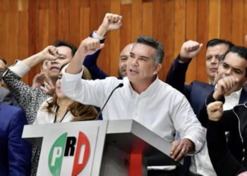 Tiene tiempo que el PRI renunció a sus principios: López Obrador