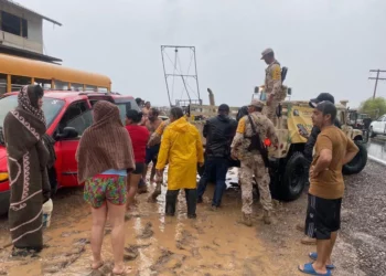 Fuerzas Armadas auxilian en Baja California Sur ante llegada de Hilary
