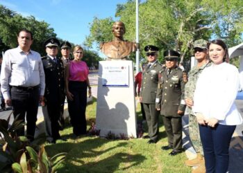 Inaugura Lili Campos avenida Heroico Colegio Militar