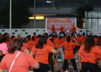 Solidarenses conmemoran Día Naranja bailando contra la violencia