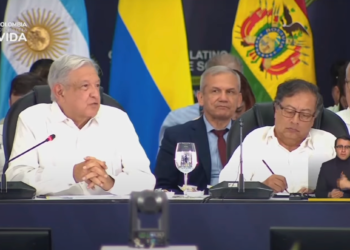 Tenemos la obligación moral de ayudar a combatir el fentanilo en EE.UU.: AMLO en Colombia