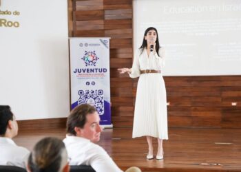 Motivan a juventud estudiantil a ampliar sus horizontes con taller internacional