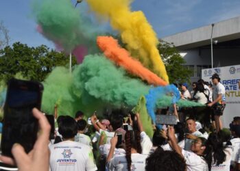 Realizan con éxito Carrera “Píntate por la Juventud”