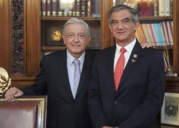 Se reúne el gobernador Américo Villarreal con el presidente López Obrador en Palacio Nacional