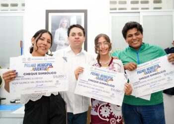 Con el Premio Municipal de la Juventud, Solidaridad reconoce logros y aportaciones a la comunidad
