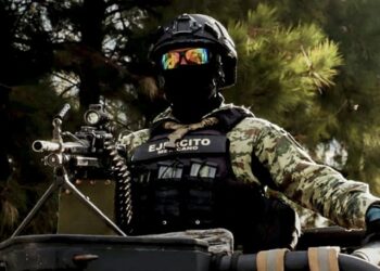 AMLO acusa que intereses de agencias extranjeras buscan socavar Ejército mexicano