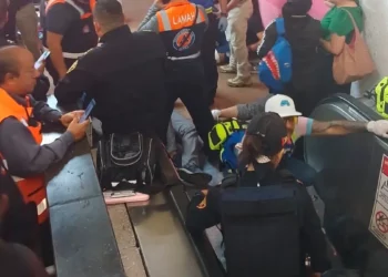 Falla en escaleras eléctricas de L7 del Metro deja 9 lesionados