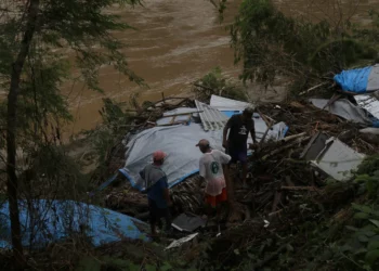 Confirman 27 personas muertas tras el paso del huracán Otis en Guerrero