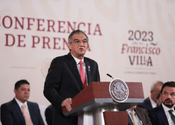 En inversión de salud, no hay límites, dice Américo ante AMLO y gobernadores