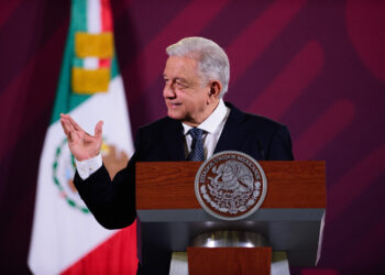 “Es solidaridad de gremio”: AMLO respeta postura de Sanchez Cordero por extinción de fideicomisos del Poder Judicial