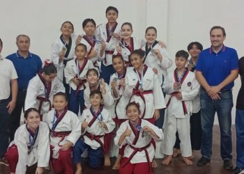 Taekwondoínes solidarenses realizan eliminatoria municipal rumbo a los Nacionales CONADE 2024