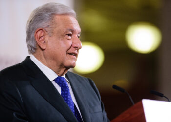 “Estoy contentísimo, se hizo sin dar ‘moches’”: AMLO celebra aprobación del Presupuesto 2024