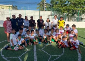 Concluye torneo escolar de fútbol rápido en Solidaridad