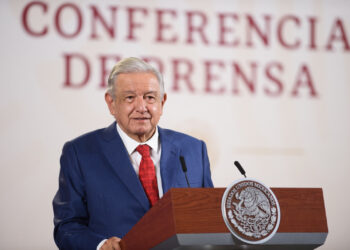 “No es nota”: AMLO pide no alarmarse ni exagerar por situación de Gobierno en Nuevo León