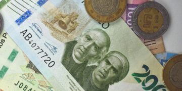 Aumento al salario mínimo beneficiará a 7.7 millones de trabajadores