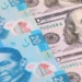 López Obrador presume fortaleza del peso frente al dólar