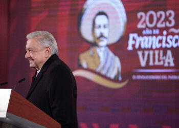 Megafarmacia es, posiblemente, la más grande del mundo: AMLO