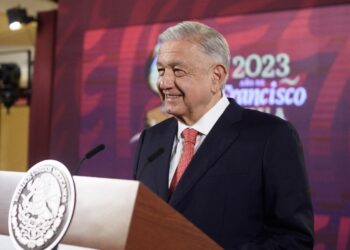 AMLO se compromete a ayudar a Oaxaca de Juárez para superar crisis de basura