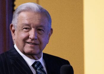 AMLO planteará desaparición de organismos autónomos en paquete de reformas del 5 de febrero