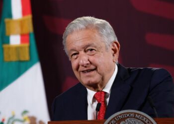López Obrador niega situación crítica por repunte de COVID-19