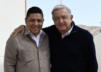 “No estoy de acuerdo”: AMLO critica expresiones del gobernador de San Luis Potosí a favor de Sheinbaum