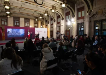 AMLO confirma que Presidencia sufrió un ‘hackeo’ tras robo de datos de periodistas