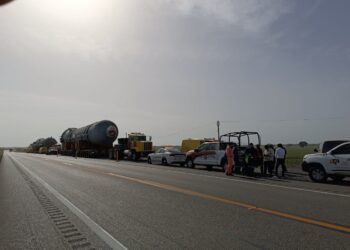 Alerta: circulación cerrada en Carretera Federal 81 por traslado de calderas