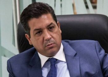 Logra la FGR nueva orden de aprehensión contra Cabeza de Vaca