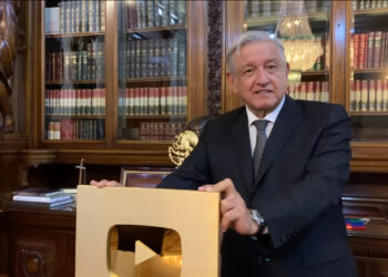 Acusa AMLO “censura” de YouTube por retirar conferencia en la que reveló datos de corresponsal del NYT