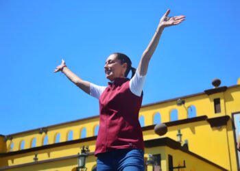 NO HAY QUE RECIBIR ALGO A CAMBIO DEL VOTO: SHEINBAUM LLAMA AL PUEBLO A DAR EL EJEMPLO Y DEFENDER LA DEMOCRACIA ESTE 2 DE JUNIO