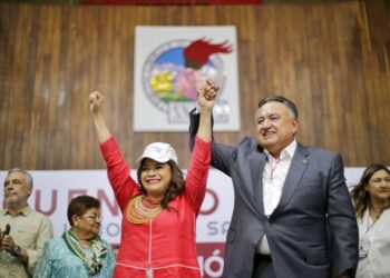 RESPALDAN A CLARA BRUGADA LÍDERES E INTEGRANTES DE 15 DE LOS PRINCIPALES SINDICATOS DE CDMX Y EL PAÍS