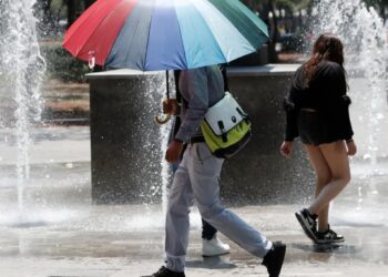Continúa segunda onda de calor, pero también se prevén lluvias este domingo