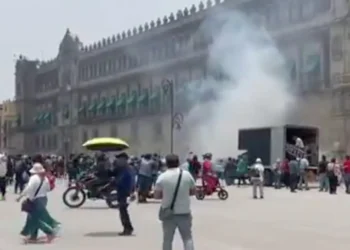 AMLO señala que agresión de estudiantes de Ayotzinapa a Palacio Nacional fue para provocar previo a elecciones