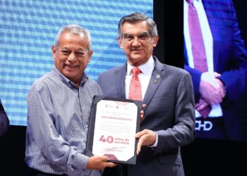 Anuncia gobernador construcción de torre de servicios en Hospital Infantil de Tamaulipas