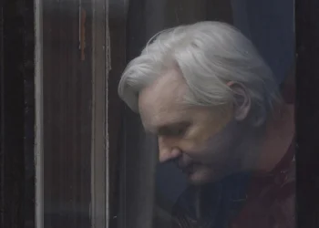 Assange se declarará culpable en EE.UU. por filtración de documentos clasificados