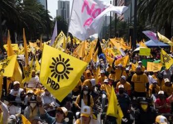 PRD jugó un papel importante en su momento, nació de un fraude electoral: AMLO