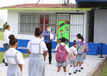 Regresan a clases 15 municipios de Tamaulipas